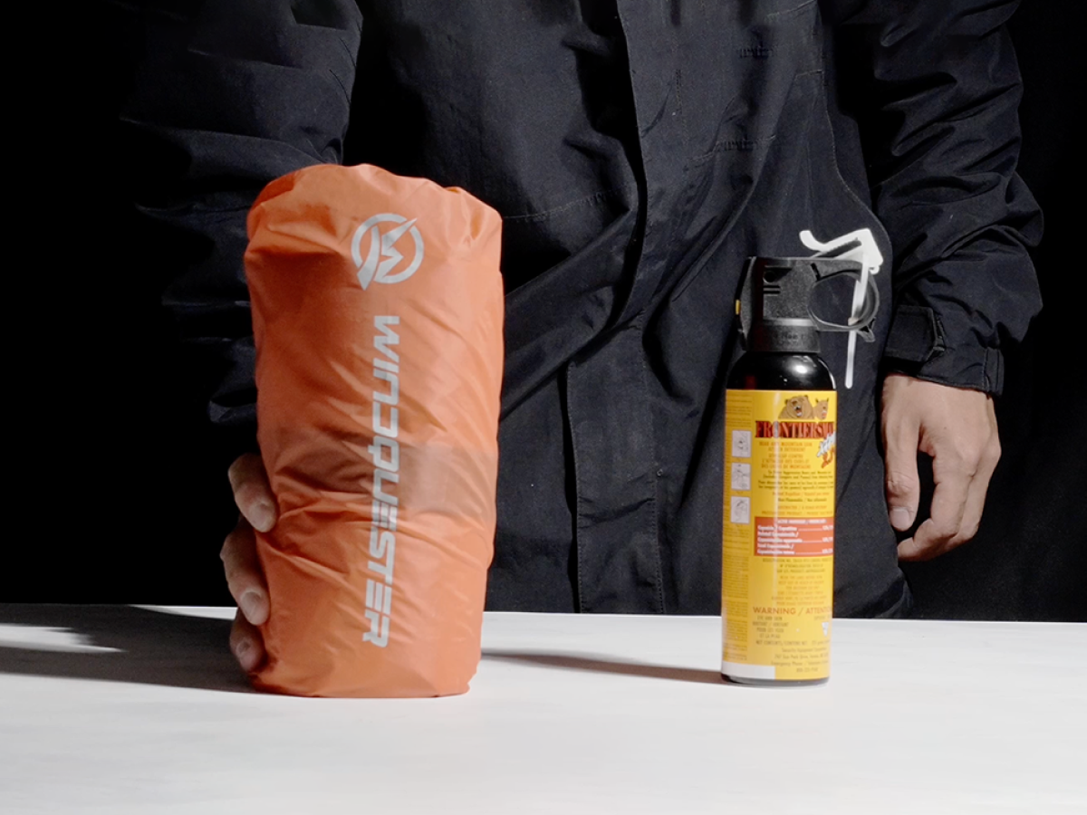 Packs to Just 10 × 25.5 cm