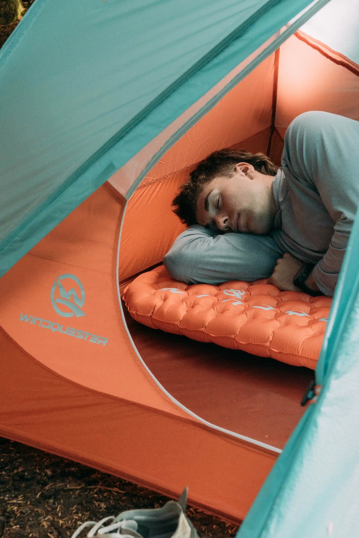 Side sleeper resting comfortably on the WindQuester sleeping pad
